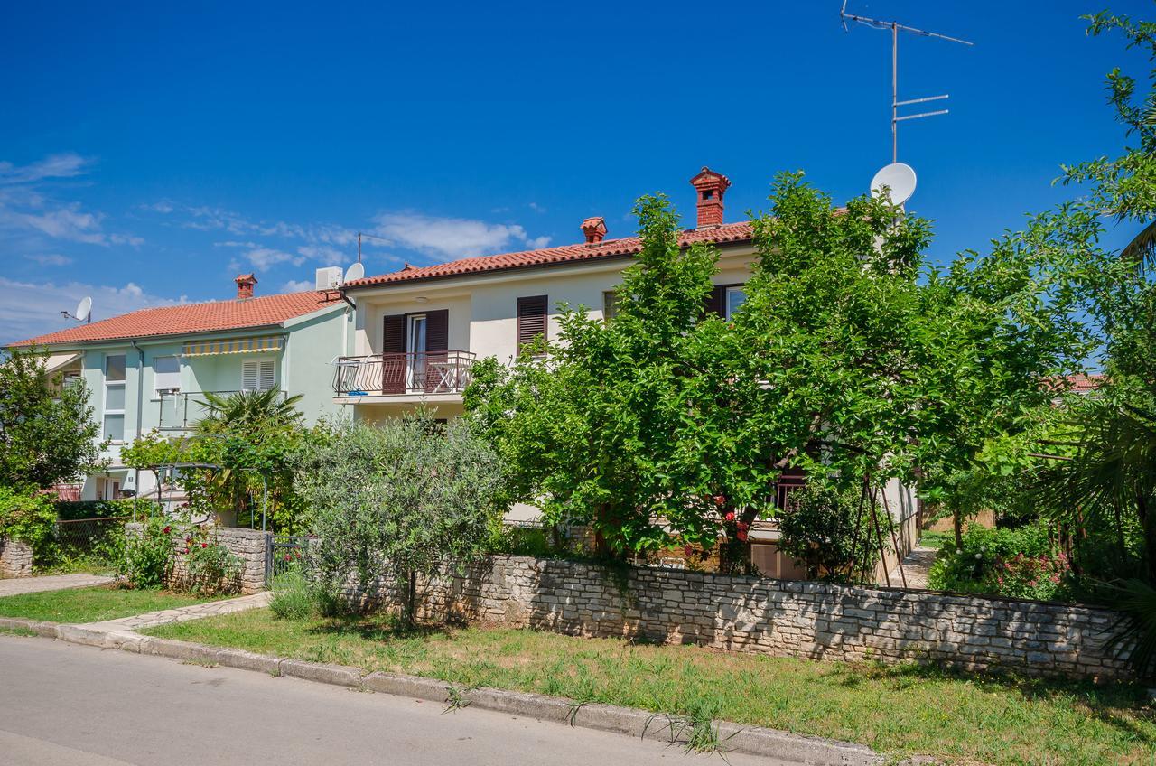 Apartments Milan Poreč Extérieur photo